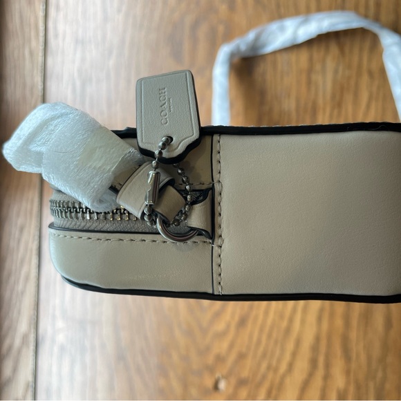 Coach checkerboard crossbody handbag - Picture 2 of 3